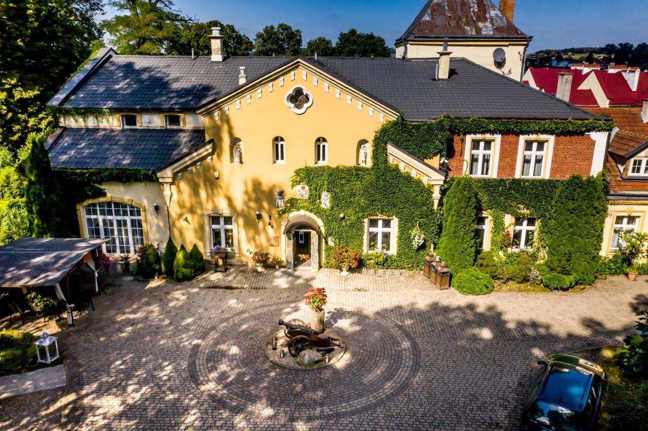 Dwor Boratyn B&B 외부 사진