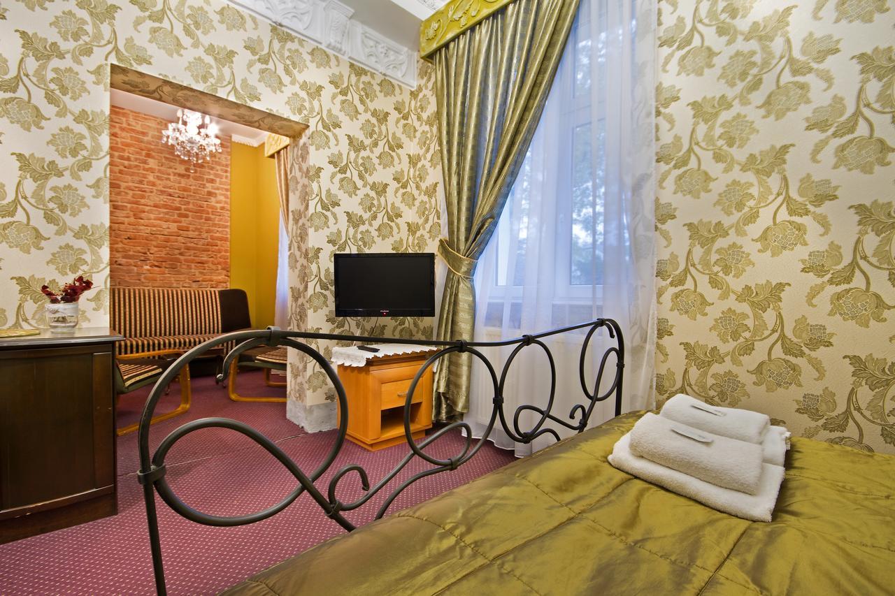 Dwor Boratyn B&B 외부 사진
